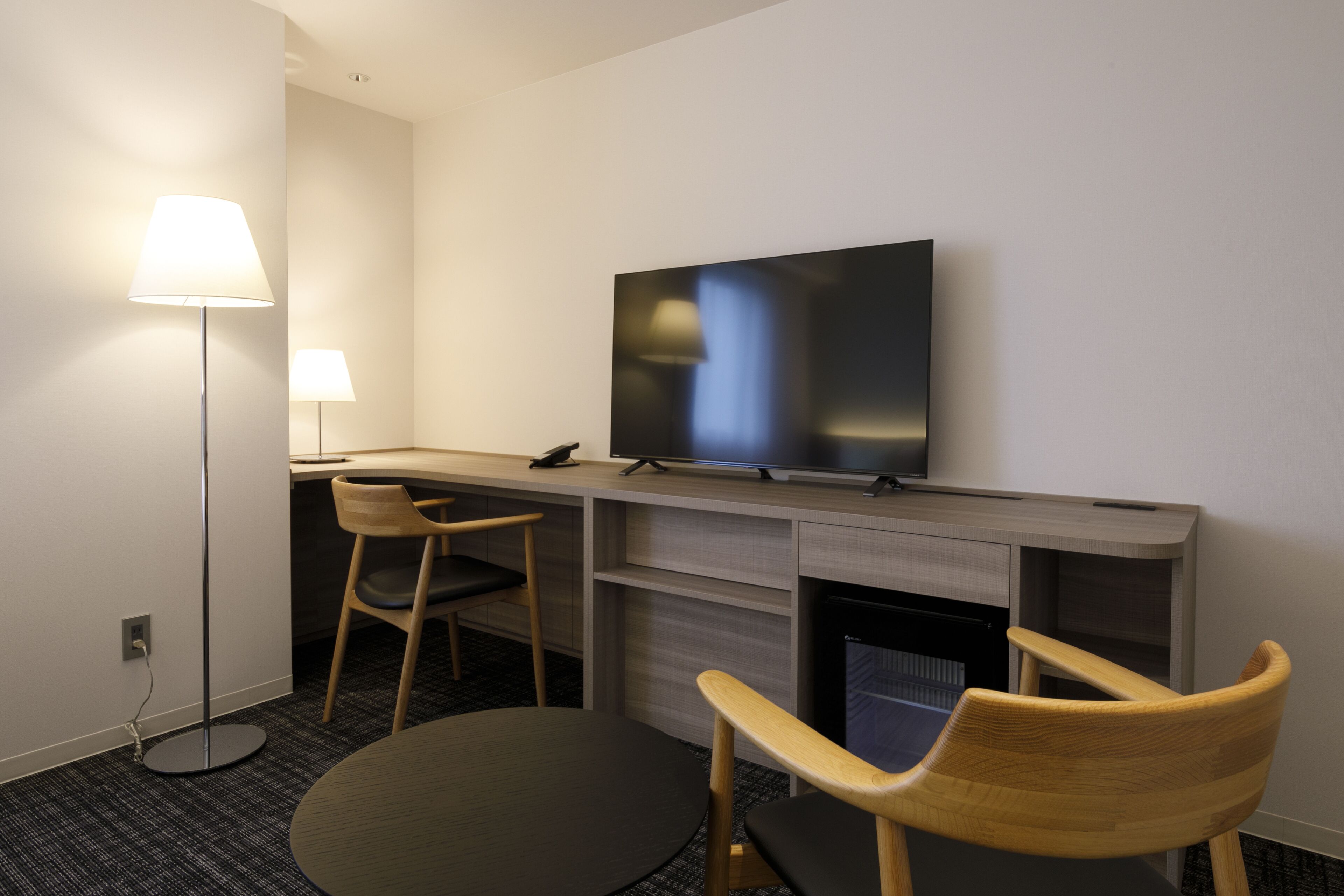 superior twin room | 1 bedroom, in-room safe, laptop workspace, blackout curtains