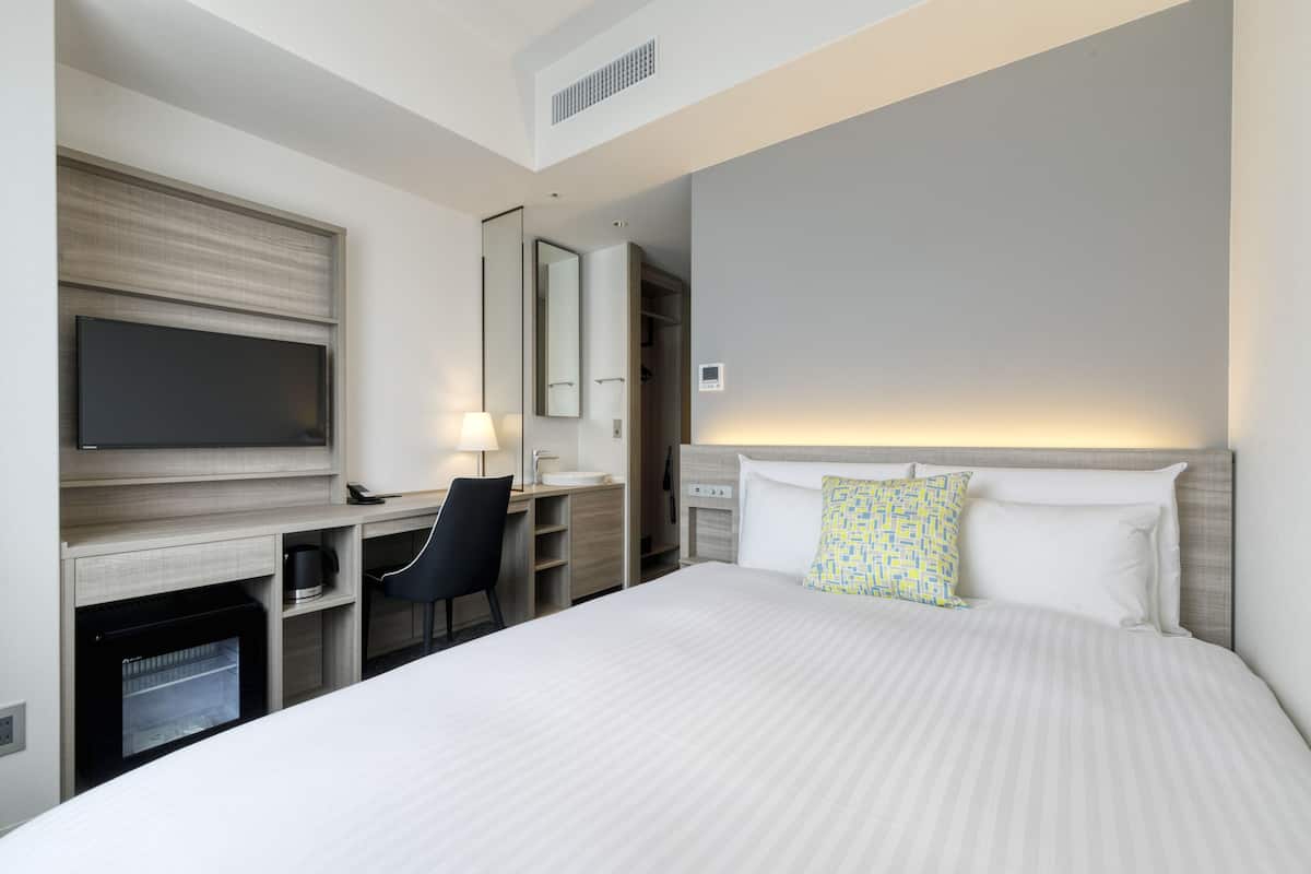 Economy Double Room | In-room safe, laptop workspace, blackout drapes, free WiFi