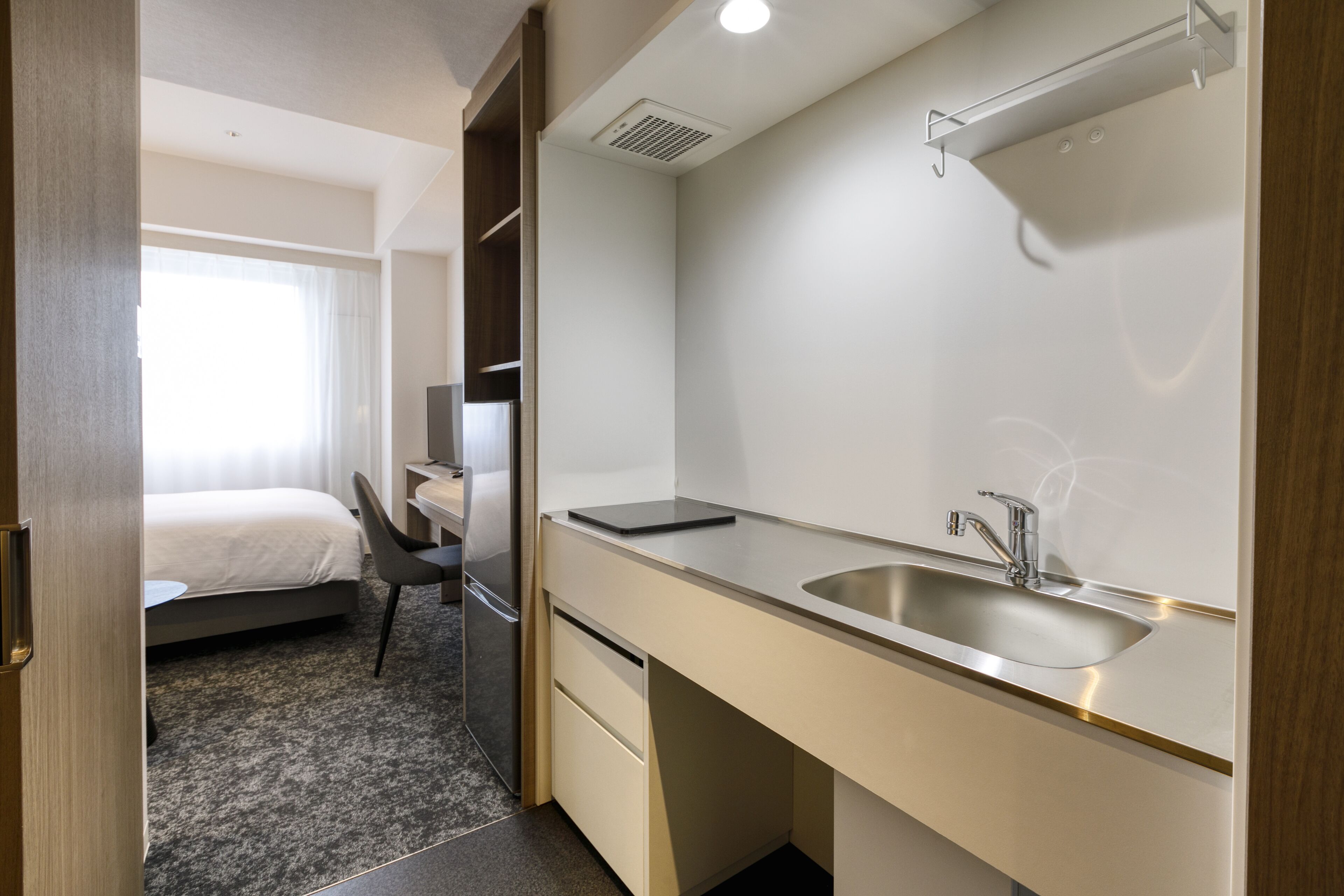 design double room | 1 bedroom, in-room safe, laptop workspace, blackout curtains