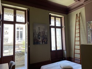 3 slaapkamers, reisbedje, gratis wifi, beddengoed