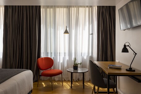 L'Avventura Athens - Image 8