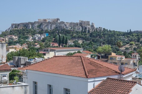 L'Avventura Athens - Image 20