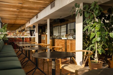 L'Avventura Athens - Image 50