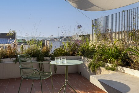 L'Avventura Athens - Image 72