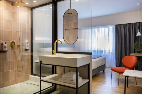 L'Avventura Athens - Image 73