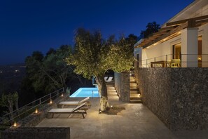 Vila Premium, 3 kamar tidur, kolam renang pribadi | Teras/patio