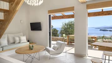 Premium Villa, 3 Bedrooms, Private Pool | Ruang tamu | TV LCD