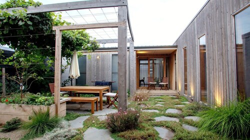 Annies Beach House - Point Lonsdale