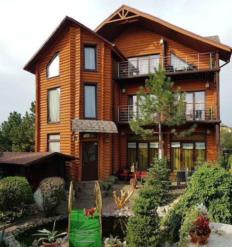 Luxury Villa with Pool and Sauna