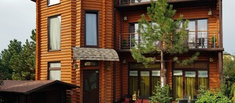 Luxury Villa with Pool and Sauna