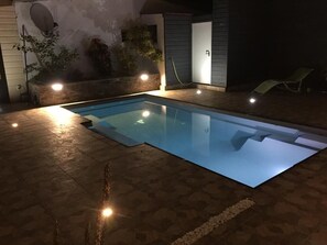 A heated pool - Résidence Ylang (Saint-André)