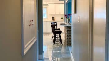 5 chambres, chambres insonorisées, Wi-Fi gratuit