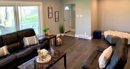 The Grand Gorge Villa-With Yard& Parking