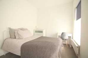 4 soverom, wi-fi (inkludert) og sengetøy