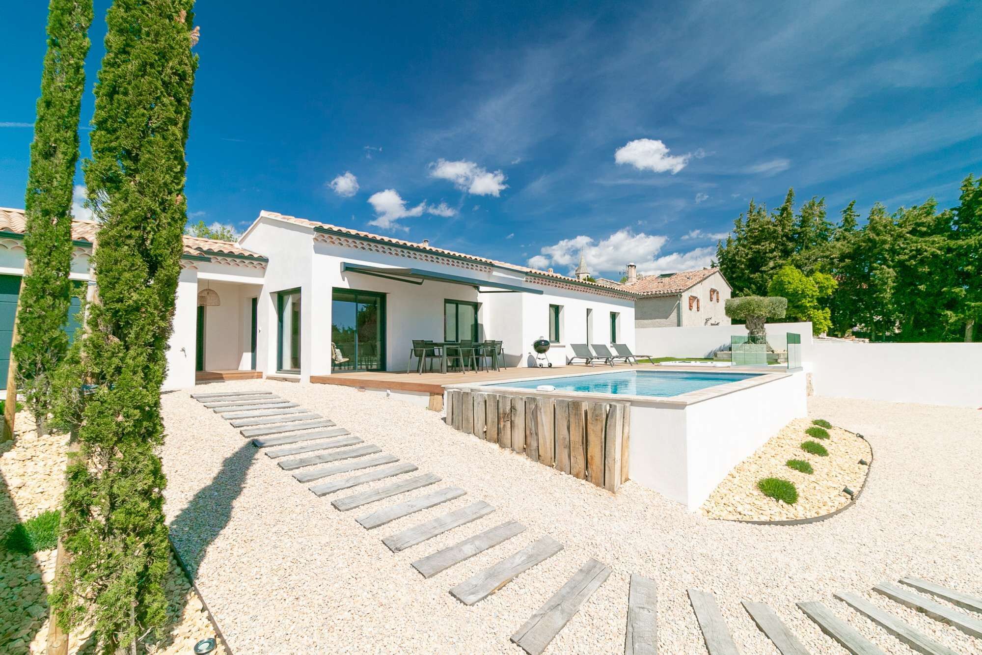 BERSY LUXURY PROPERTIES®