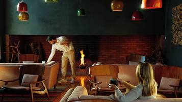 Bar (in der Unterkunft)