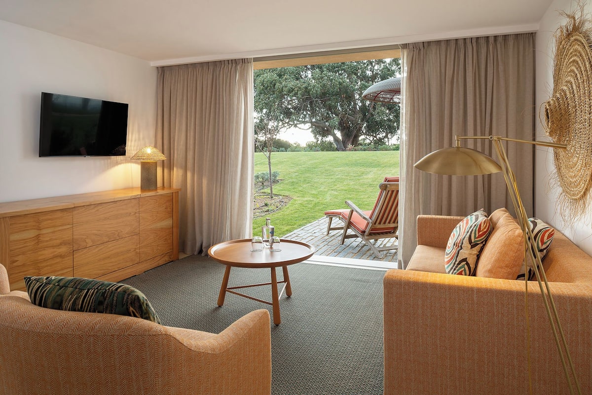 Nature Park Suite with Garden Terrace