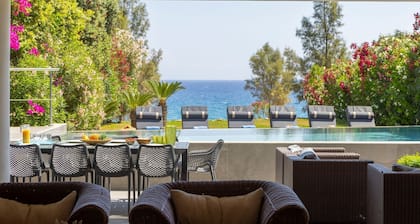 5 bedroom Beachfront Villa