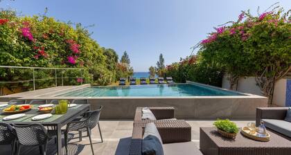 5 bedroom Beachfront Villa