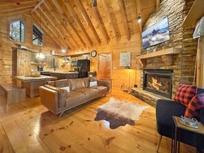 Televisión, chimenea y tenis de mesa 