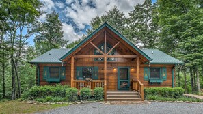 Exterior - Poppy's Place - Mountain View | Hot Tub | Fire Pit | Shuffleboard | Ping Pong (Ellijay)