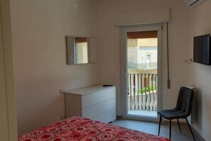 1 bedroom, iron/ironing board, WiFi