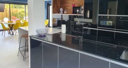 Architect-designed villa with heated pool