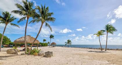 Tropical Escape | Sea Gulls 407 ~ Weekly Rental