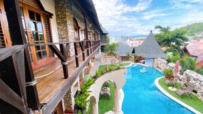 Outdoor pool - Tropicana Castle Dive Resort powered by Cocotel  (Puerto Galera)