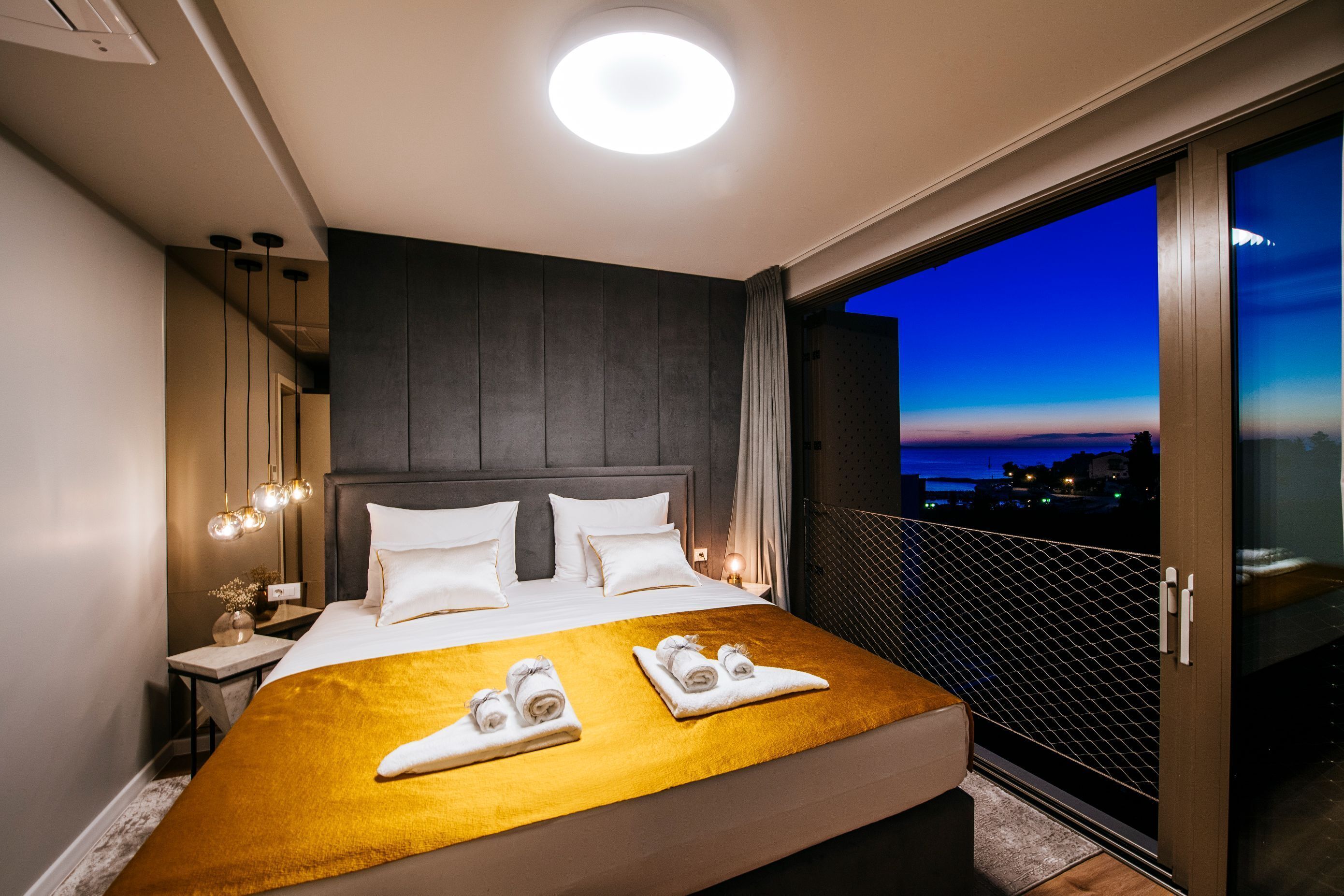 Luxury Apartment, 2 Bedrooms, Pool Access, Garden View | Premium bedding, memory foam beds, in-room safe, individually decorated