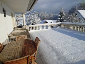 Outdoor dining - Apartment Bergschlösschen (Schalkau)