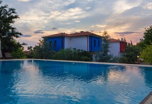 Alberca al aire libre por temporada 