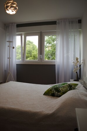 2 Schlafzimmer, Bügeleisen/Bügelbrett, kostenloses WLAN, Bettwäsche