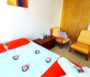 1 bedroom, Internet, bed sheets