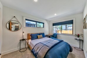 2 bedrooms, desk, iron/ironing board, free WiFi