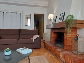 TV - Le Vintage - appartement en plein coeur de la Vieille Ville (Annecy)