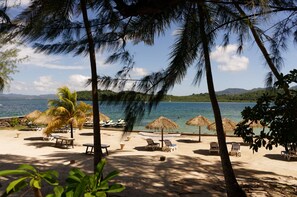 Beach - Very nice T5 fully air-conditioned, soundproofed (3 bedrooms and 3 bathrooms) (Les Trois-Îlets)