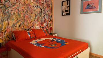 1 Schlafzimmer, BĂŒgeleisen/BĂŒgelbrett, kostenloses WLAN, BettwĂ€sche