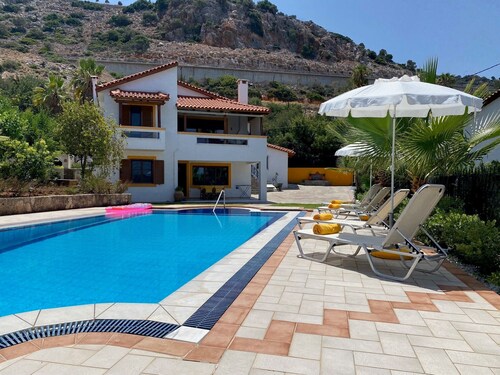2 bed villa apartment with private pool,  Ideal for a quiet, relaxing holiday.