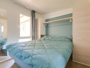 2 bedrooms, free WiFi, bed sheets - Adriamar Mobile Homes in Camping Park Umag  / Adriamar 2441 Park Umag (Karigador)