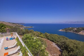 Exterior - Villa Agathi with amazing view and pool (Corfu)