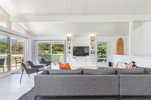 Ferienhaus, 4 Schlafzimmer | Wohnzimmer | Smart-TV