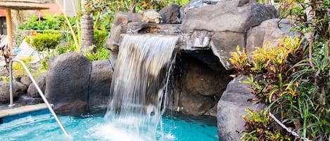 コンドミニアム 2 ベッドルーム | プール