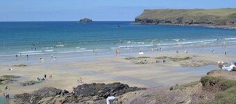 Comfortable family house with open plan kitchen/diner, sitting room & 4 bedrooms