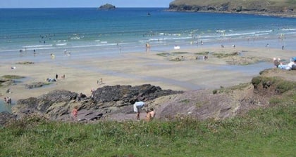 Trehanoo House and the Annexe