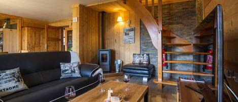 Télévision, cheminée