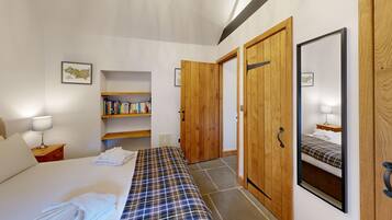 1 bedroom, iron/ironing board, WiFi