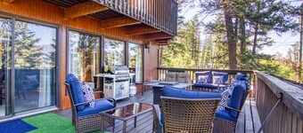 Hebron Cabin: 4 Bdrms |Sleeps8 (13 incl kids)| Hot tub * Pet Friendly