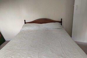 2 habitaciones, internet y ropa de cama 