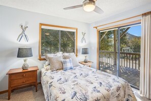 4 bedrooms, WiFi, bed sheets